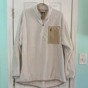 Magellan Outdoors White and Tan Fleece Pullover